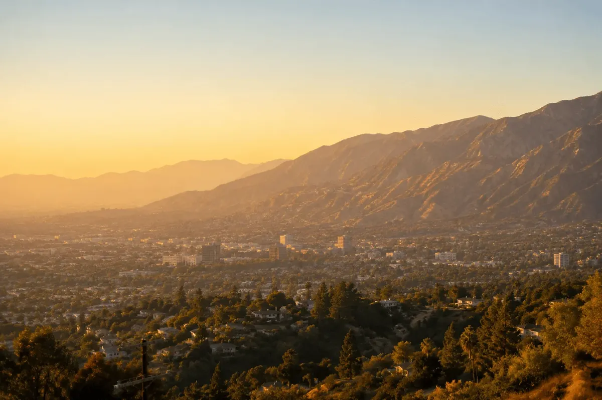 Check Today's Live Real Time Air Quality Index AQI Map in Glendale, CA Now