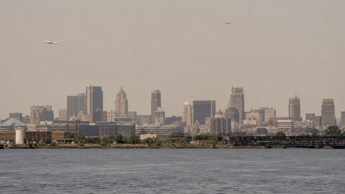 Current Live Wildfire and Smoke Map Newark NJ Today From Filterbuy.com