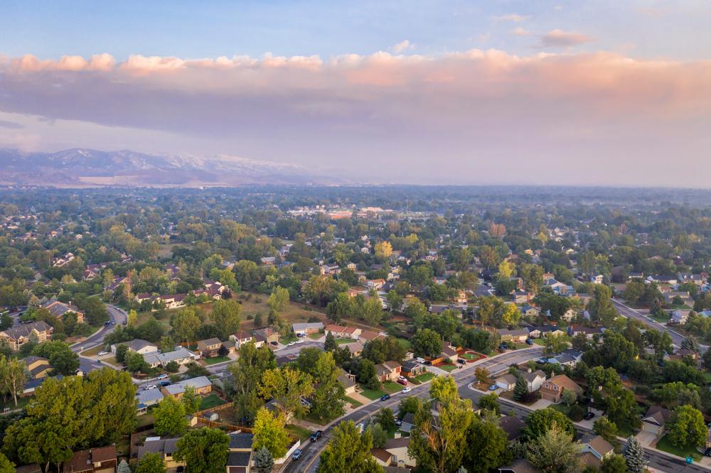 View of Fort Collins, Co on a cloudy day with a slightly occurence of smog.