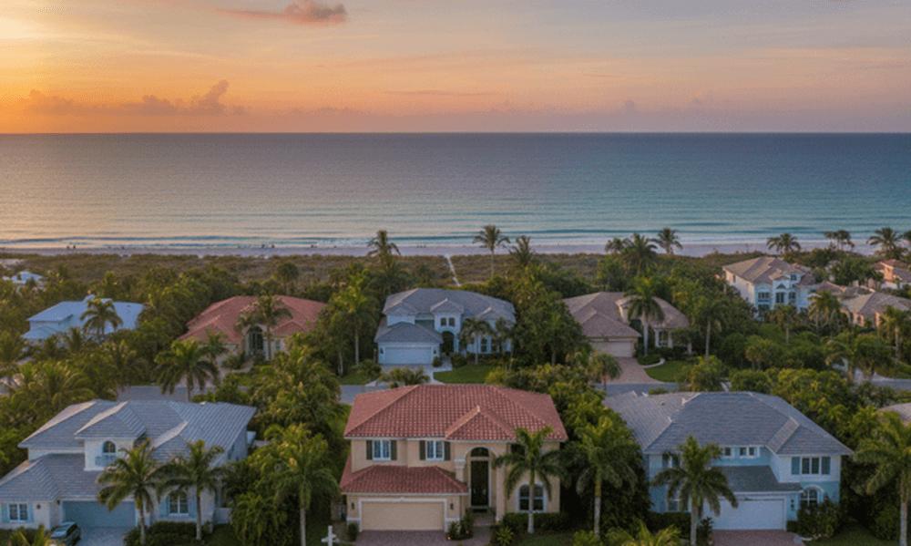 A view of Florida homes by the coast; check the live air quality index (AQI) map for Florida today and see statewide real-time conditions now at Filterbuy.com.