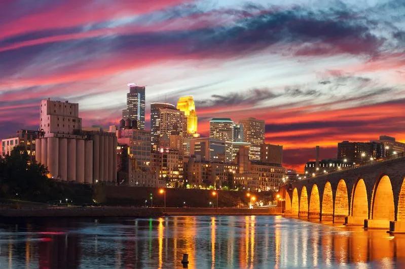 View of downtown Minneapolis at sunset, showcasing its remote work readiness and digital infrastructure.